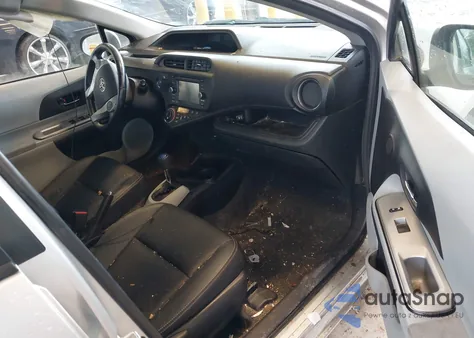 2013 Toyota Prius C Four from USA, damaged, VIN JTDKDTB37D1031669